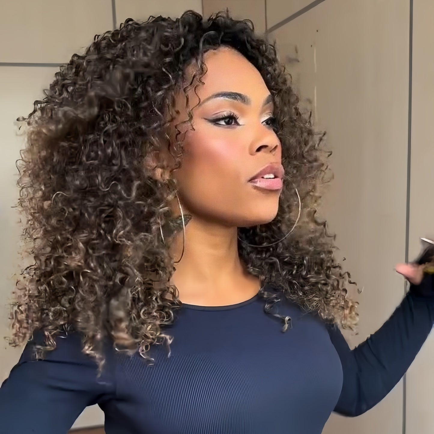 Ombre Blonde Highlight With Dark roots Curly Wig