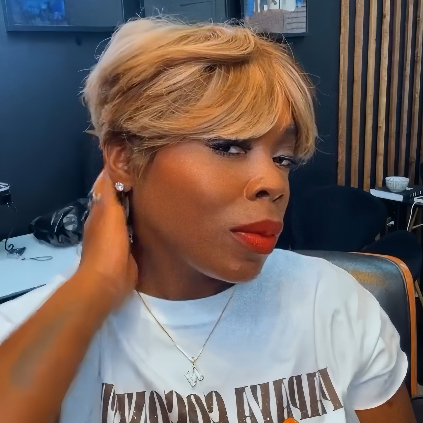 Blonde Highlight Curtain Bangs Short Pixie Cut Glueless Bangs Wig