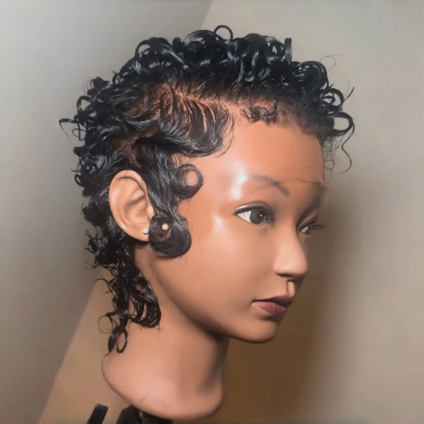 Full Lace Glueless Finger Curls Short Pixie Wig