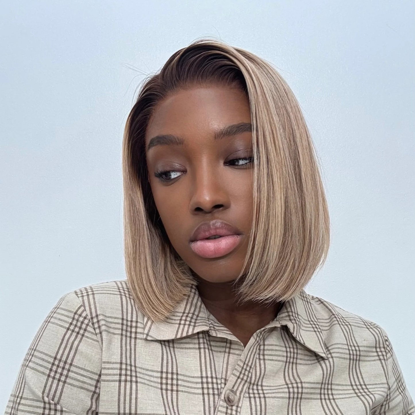 Chic Ash Blonde Highlight 7×5 HD Lace Closure Bob Wig 100% Human Hair