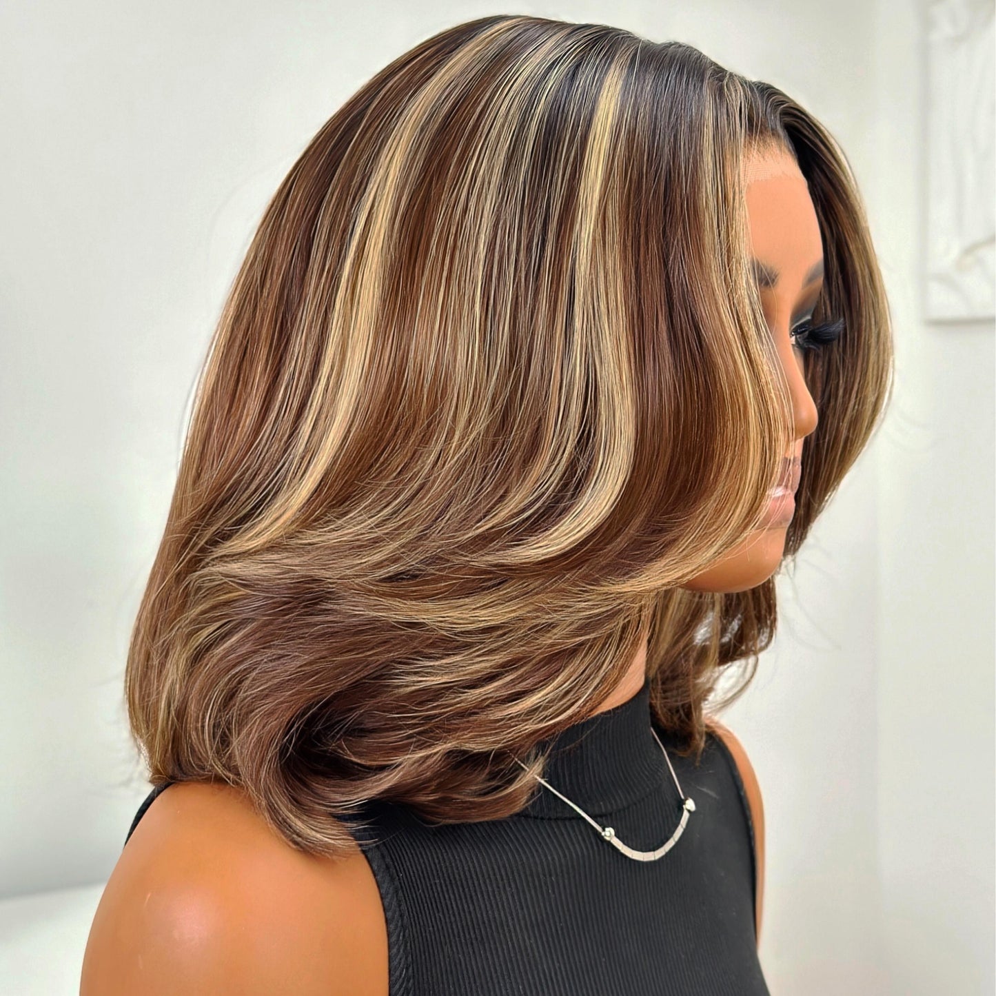 Blonde Highlight Short Layered Bob Adjustable Velcro Wig