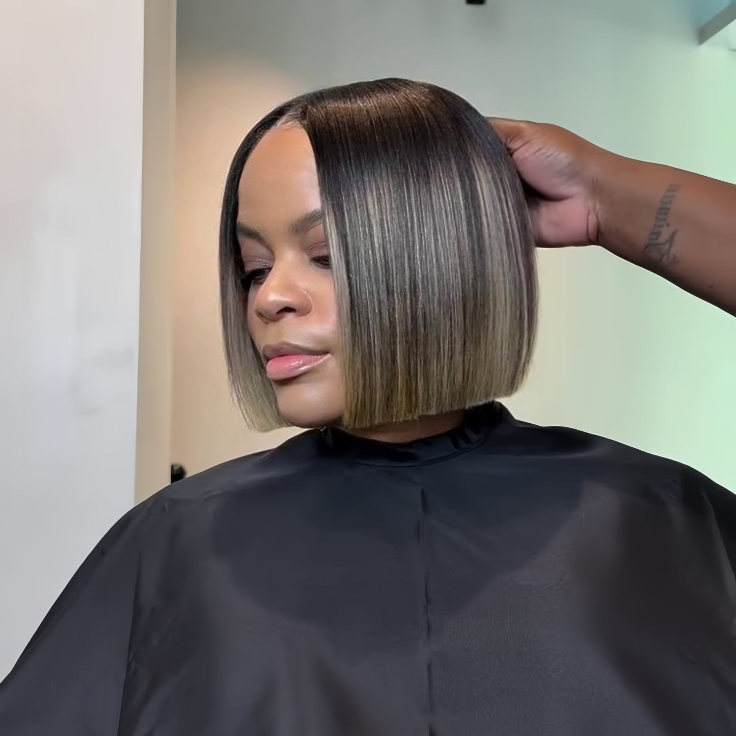 Chic Ombre Short Straight Human Hair Bob 5×5 Lace Closure Wig
