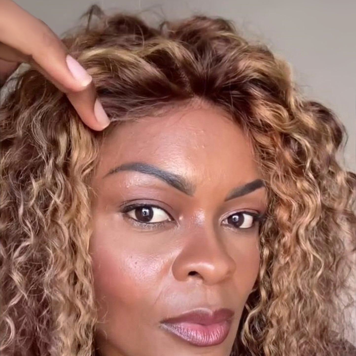P4/27 Highlight Kinky Curly Bob 5×5 Lace Closure Wig